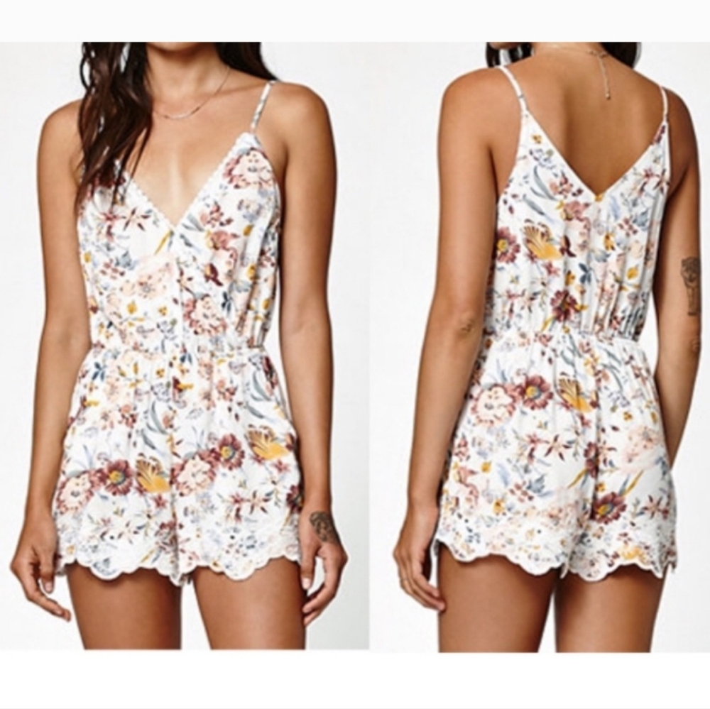 Kendall & Kylie Floral Romper Lace Trim
